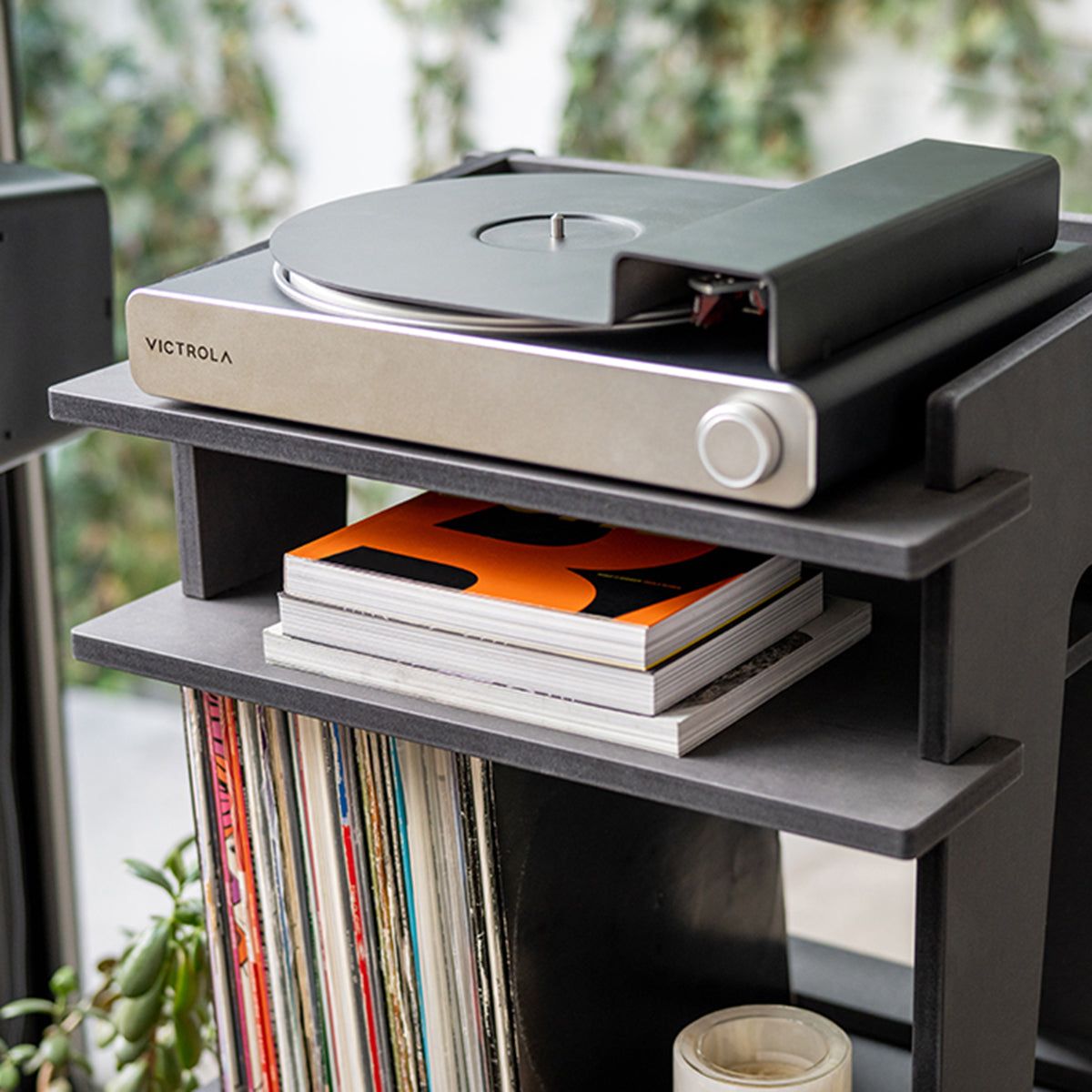 Stream Carbon WiFi and Bluetooth Turntable (Works with Sonos) - Refurbished