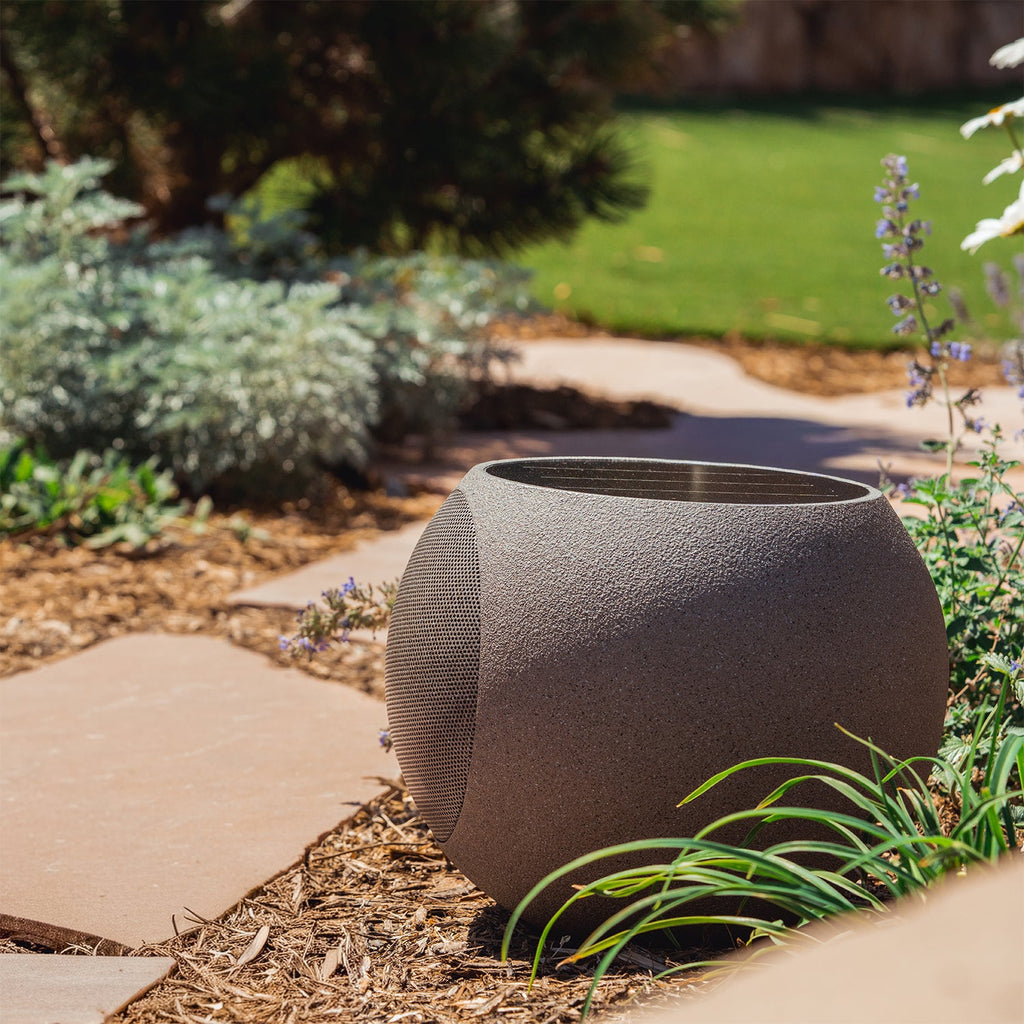 Zen Outdoor Solar Speaker