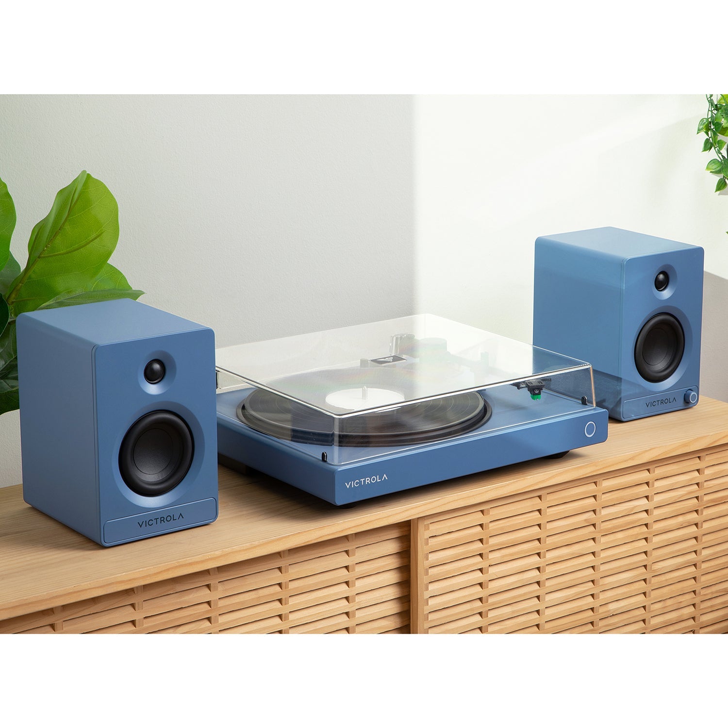Wave Bluetooth Turntable with Auracast