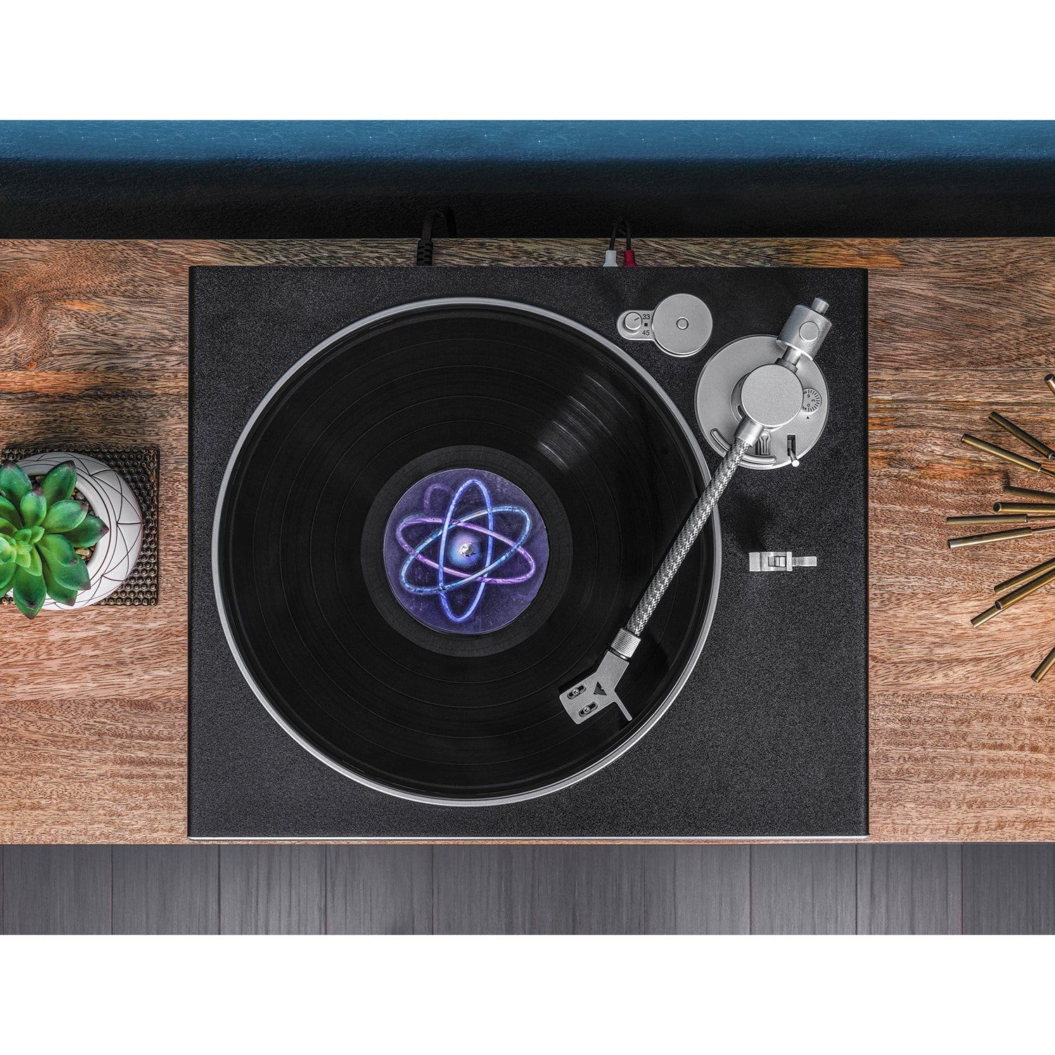 Hi-Res Carbon Bluetooth Turntable - Refurbished