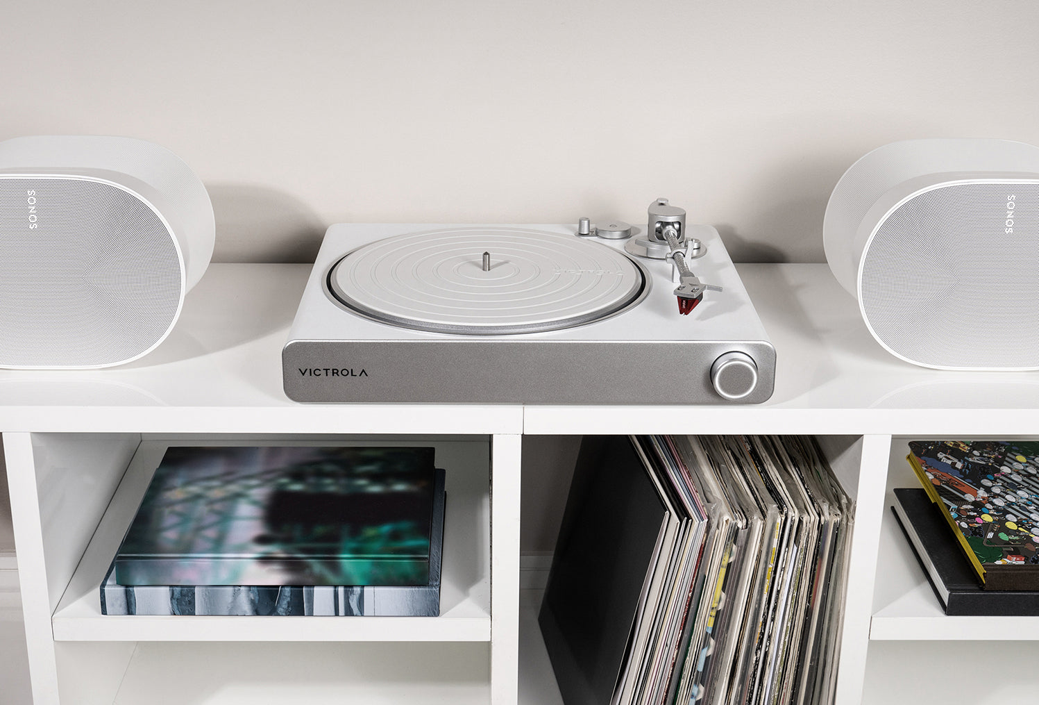 Stream Pearl WiFi and Bluetooth Turntable (Works with Sonos) - Refurbished