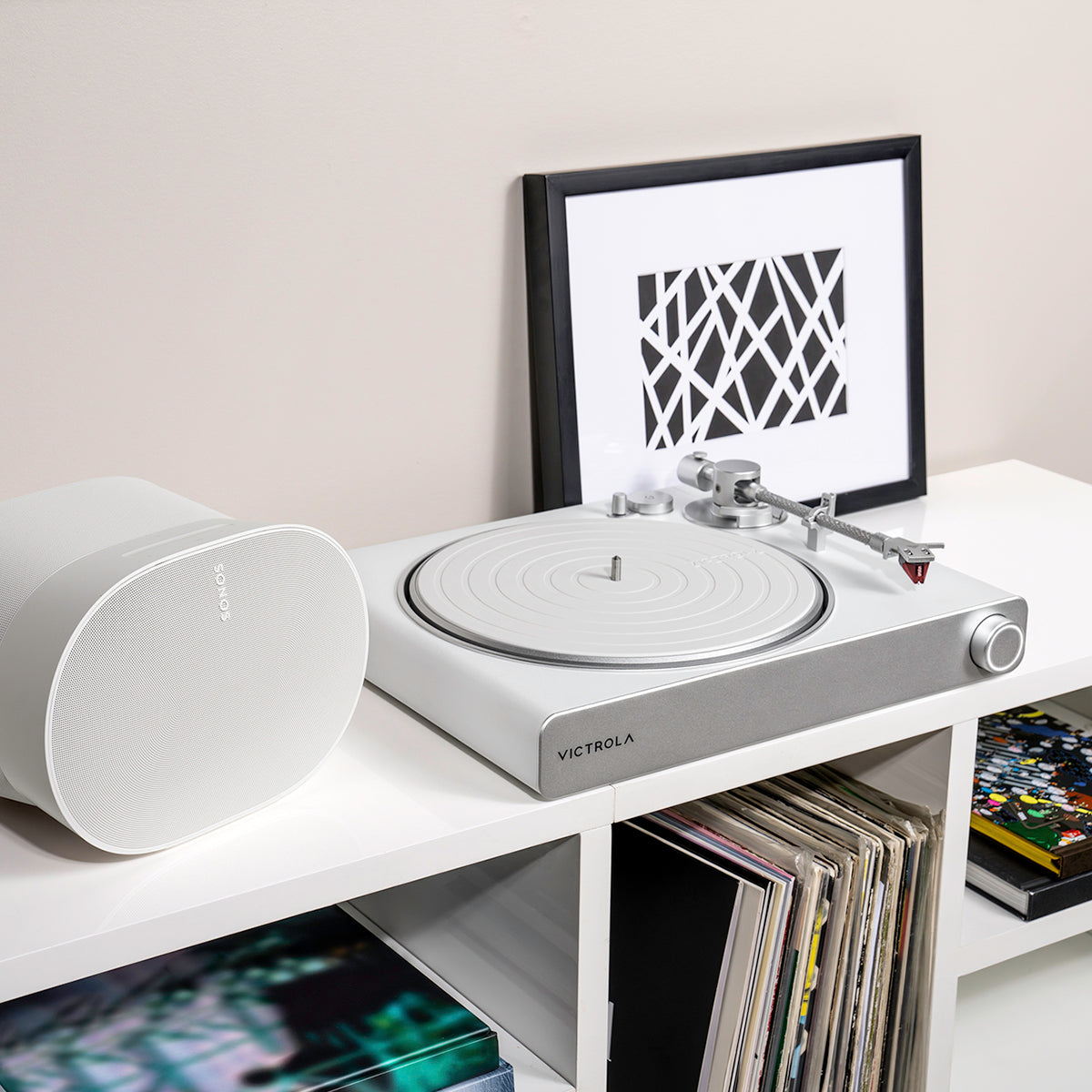 Stream Pearl WiFi and Bluetooth Turntable (Works with Sonos) - Refurbished