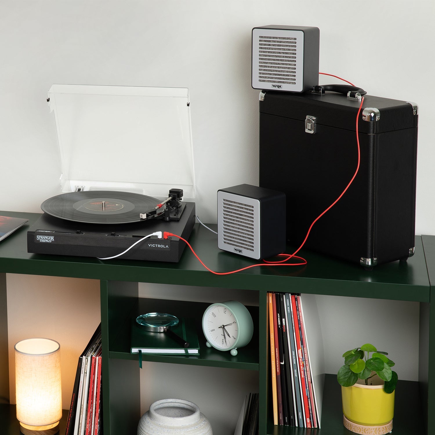 Stranger Things WSQK Record Player