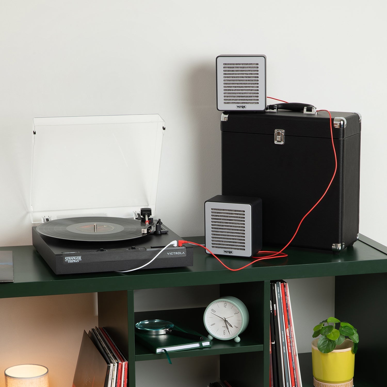 Stranger Things WSQK Record Player